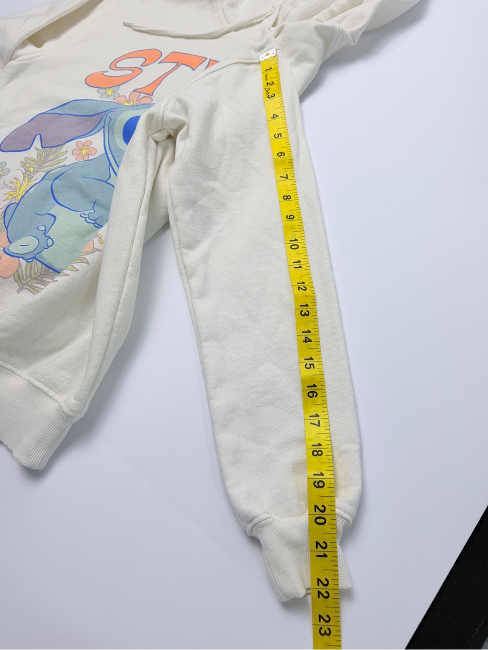 Disney Stitch Hoodie XS Cream Pullover Sweatshirt Floral Graphic Hoodie - Picture 4 of 7